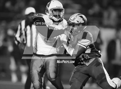 Thumbnail 1 in Sierra Canyon vs Los Angeles (CIF 2-A Regional Final) photogallery.