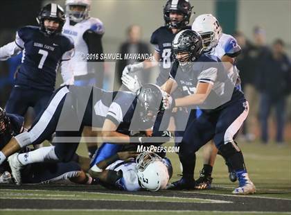 Thumbnail 1 in Sierra Canyon vs Los Angeles (CIF 2-A Regional Final) photogallery.