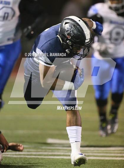 Thumbnail 2 in Sierra Canyon vs Los Angeles (CIF 2-A Regional Final) photogallery.
