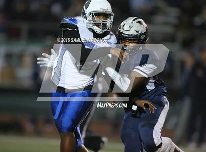 Thumbnail 3 in Sierra Canyon vs Los Angeles (CIF 2-A Regional Final) photogallery.
