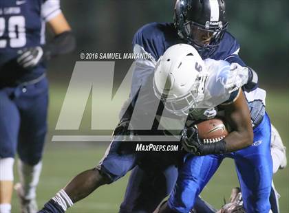 Thumbnail 2 in Sierra Canyon vs Los Angeles (CIF 2-A Regional Final) photogallery.