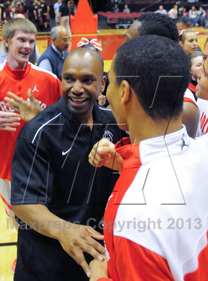 Thumbnail 3 in Salpointe Catholic @ Paradise Valley (AIA D2 Finals) photogallery.