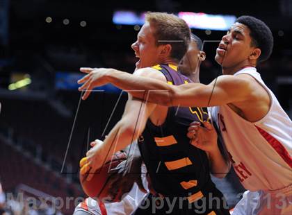 Thumbnail 2 in Salpointe Catholic @ Paradise Valley (AIA D2 Finals) photogallery.