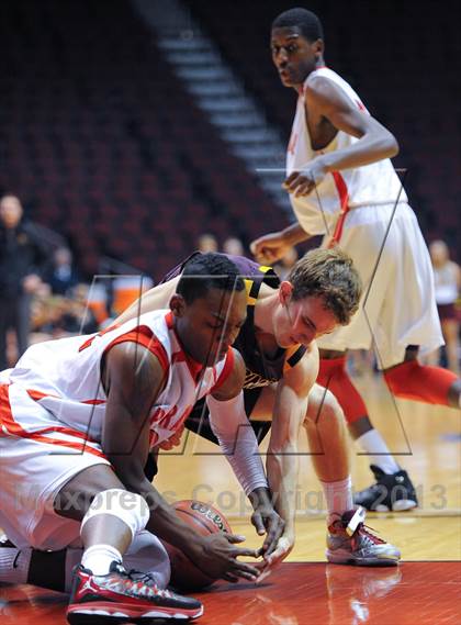 Thumbnail 1 in Salpointe Catholic @ Paradise Valley (AIA D2 Finals) photogallery.