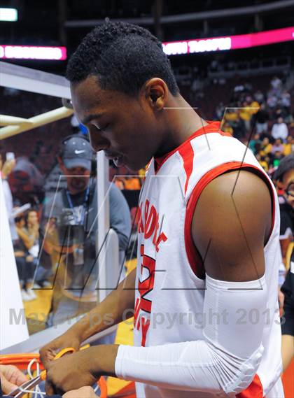 Thumbnail 3 in Salpointe Catholic @ Paradise Valley (AIA D2 Finals) photogallery.