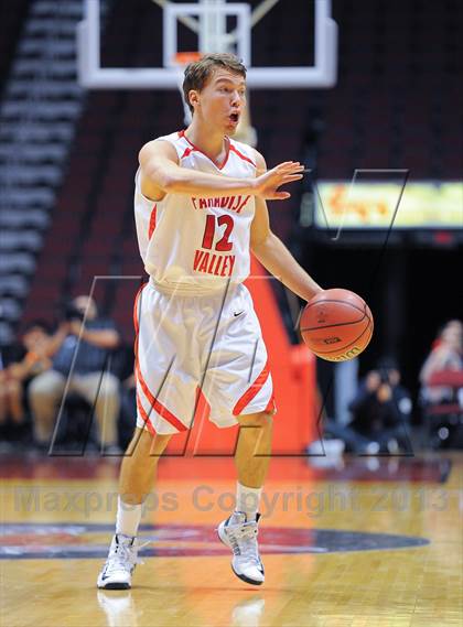 Thumbnail 1 in Salpointe Catholic @ Paradise Valley (AIA D2 Finals) photogallery.