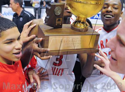 Thumbnail 3 in Salpointe Catholic @ Paradise Valley (AIA D2 Finals) photogallery.