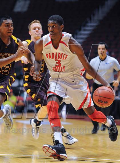 Thumbnail 2 in Salpointe Catholic @ Paradise Valley (AIA D2 Finals) photogallery.