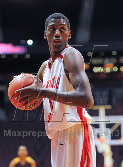 Thumbnail 2 in Salpointe Catholic @ Paradise Valley (AIA D2 Finals) photogallery.