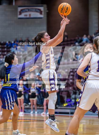 Thumbnail 2 in Wayne vs. Monument Valley (UHSAA 1A Quarterfinal) photogallery.