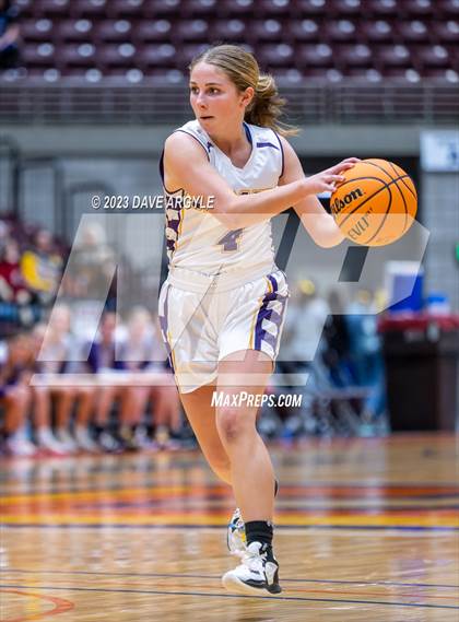 Thumbnail 3 in Wayne vs. Monument Valley (UHSAA 1A Quarterfinal) photogallery.