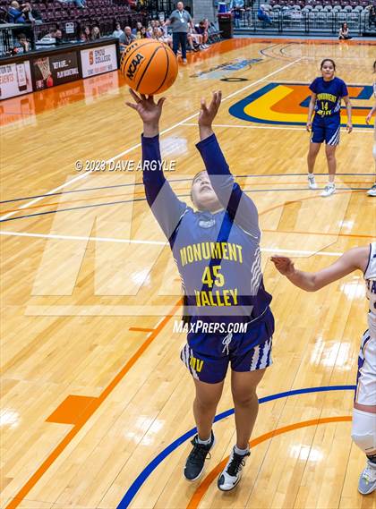 Thumbnail 1 in Wayne vs. Monument Valley (UHSAA 1A Quarterfinal) photogallery.