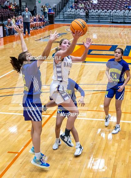 Thumbnail 3 in Wayne vs. Monument Valley (UHSAA 1A Quarterfinal) photogallery.