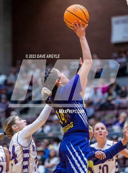 Thumbnail 1 in Wayne vs. Monument Valley (UHSAA 1A Quarterfinal) photogallery.