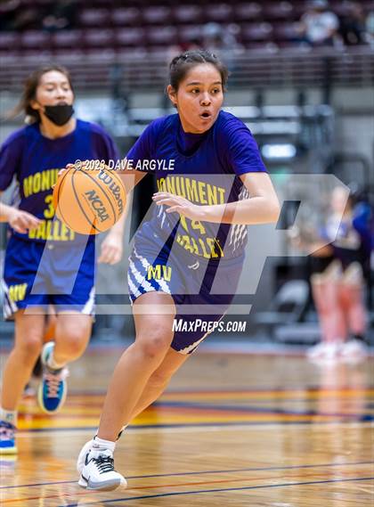 Thumbnail 3 in Wayne vs. Monument Valley (UHSAA 1A Quarterfinal) photogallery.