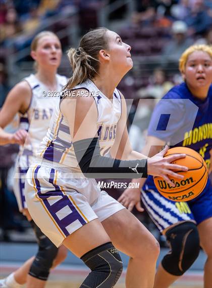 Thumbnail 3 in Wayne vs. Monument Valley (UHSAA 1A Quarterfinal) photogallery.