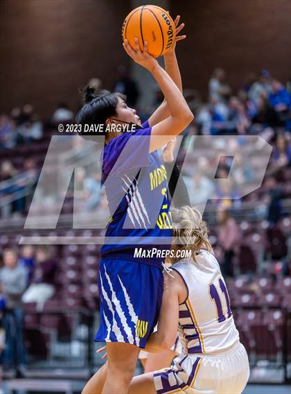 Thumbnail 1 in Wayne vs. Monument Valley (UHSAA 1A Quarterfinal) photogallery.