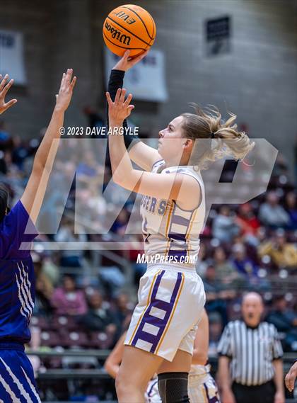 Thumbnail 3 in Wayne vs. Monument Valley (UHSAA 1A Quarterfinal) photogallery.