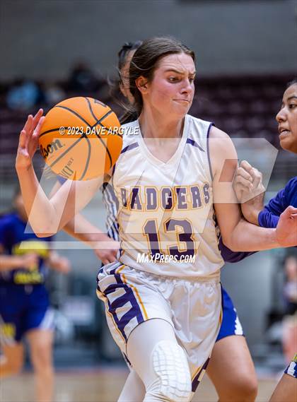 Thumbnail 1 in Wayne vs. Monument Valley (UHSAA 1A Quarterfinal) photogallery.