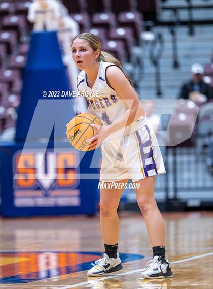 Thumbnail 1 in Wayne vs. Monument Valley (UHSAA 1A Quarterfinal) photogallery.