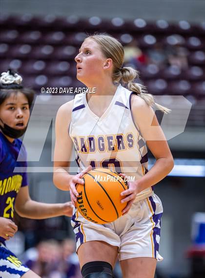 Thumbnail 3 in Wayne vs. Monument Valley (UHSAA 1A Quarterfinal) photogallery.