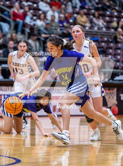Thumbnail 3 in Wayne vs. Monument Valley (UHSAA 1A Quarterfinal) photogallery.