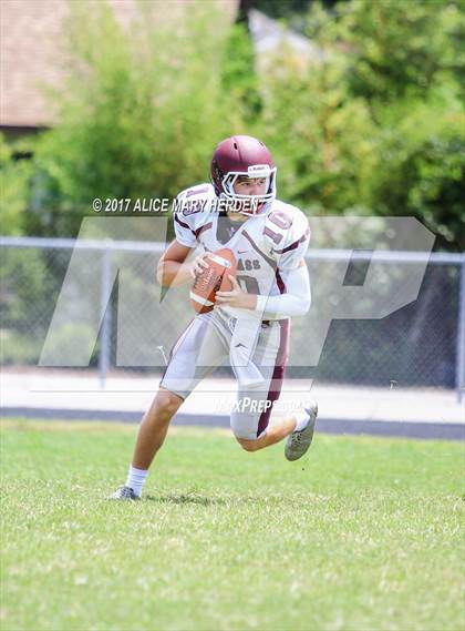 Thumbnail 1 in Weeki Wachee vs Wiregrass Ranch (Scrimmage) photogallery.