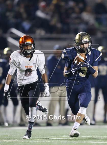 Thumbnail 2 in Elk Grove vs. Merced (CIF SJS D1 Playoff) photogallery.