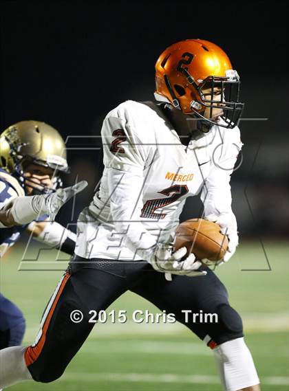 Thumbnail 2 in Elk Grove vs. Merced (CIF SJS D1 Playoff) photogallery.