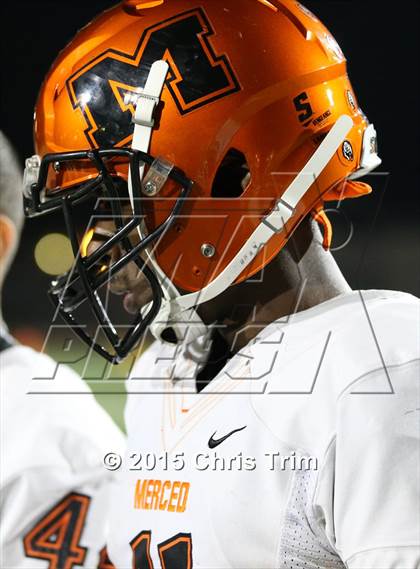 Thumbnail 1 in Elk Grove vs. Merced (CIF SJS D1 Playoff) photogallery.