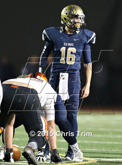 Thumbnail 2 in Elk Grove vs. Merced (CIF SJS D1 Playoff) photogallery.