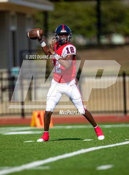 Thumbnail 3 in South Panola vs. Houston photogallery.