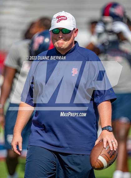 Thumbnail 1 in South Panola vs. Houston photogallery.