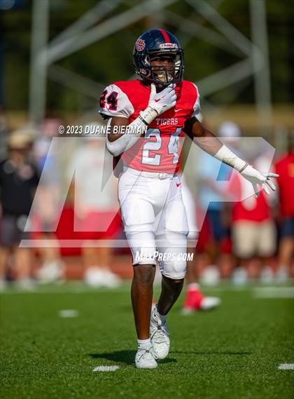 Thumbnail 2 in South Panola vs. Houston photogallery.