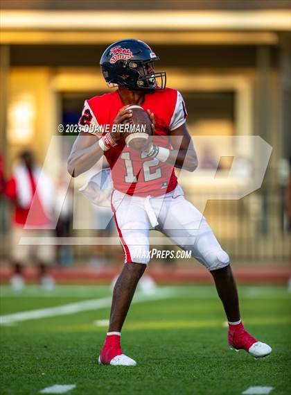 Thumbnail 2 in South Panola vs. Houston photogallery.