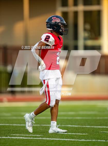 Thumbnail 3 in South Panola vs. Houston photogallery.