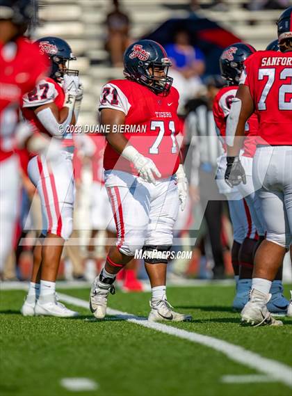 Thumbnail 1 in South Panola vs. Houston photogallery.