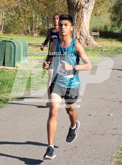 Thumbnail 1 in BVAL Boys Cross Country Championship photogallery.
