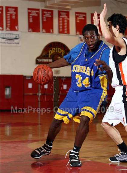 Thumbnail 2 in St. Bernard vs. Beverly Hills (Sea Hawk Classic) photogallery.