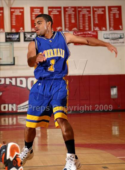 Thumbnail 2 in St. Bernard vs. Beverly Hills (Sea Hawk Classic) photogallery.