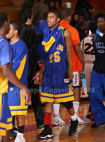 Thumbnail 3 in St. Bernard vs. Beverly Hills (Sea Hawk Classic) photogallery.