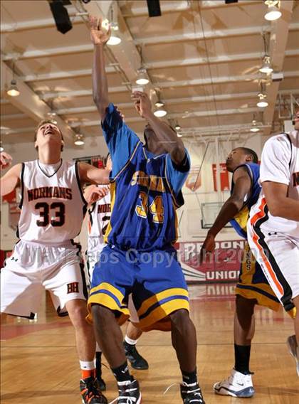 Thumbnail 1 in St. Bernard vs. Beverly Hills (Sea Hawk Classic) photogallery.