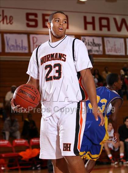 Thumbnail 3 in St. Bernard vs. Beverly Hills (Sea Hawk Classic) photogallery.