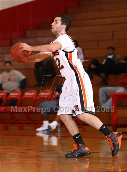Thumbnail 1 in St. Bernard vs. Beverly Hills (Sea Hawk Classic) photogallery.