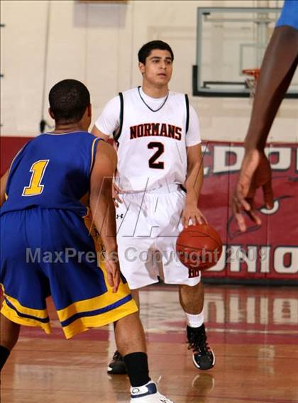 Thumbnail 3 in St. Bernard vs. Beverly Hills (Sea Hawk Classic) photogallery.