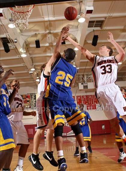 Thumbnail 2 in St. Bernard vs. Beverly Hills (Sea Hawk Classic) photogallery.
