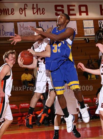 Thumbnail 3 in St. Bernard vs. Beverly Hills (Sea Hawk Classic) photogallery.