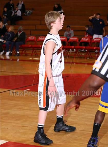 Thumbnail 2 in St. Bernard vs. Beverly Hills (Sea Hawk Classic) photogallery.