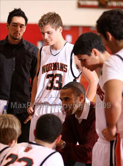Thumbnail 2 in St. Bernard vs. Beverly Hills (Sea Hawk Classic) photogallery.