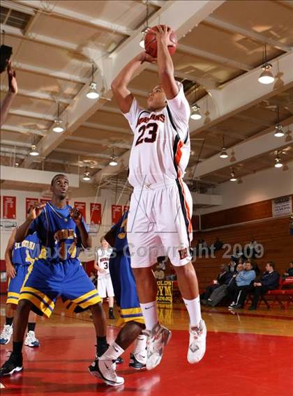 Thumbnail 1 in St. Bernard vs. Beverly Hills (Sea Hawk Classic) photogallery.